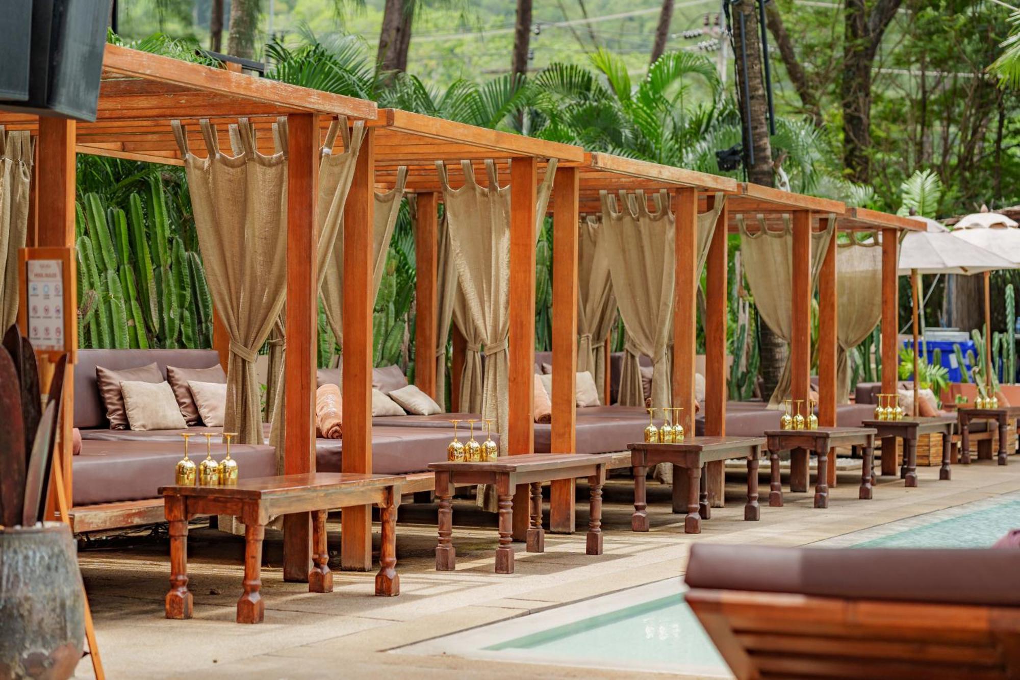 Cafe Del Mar Phuket - Suite & Penthouse Kamala Beach Eksteriør billede