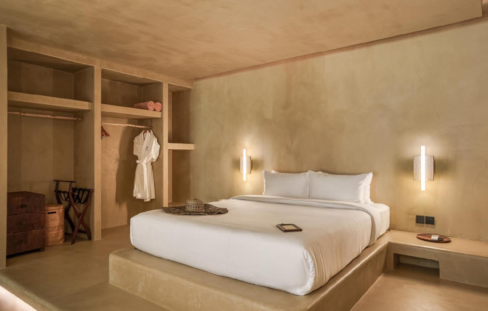 Cafe Del Mar Phuket - Suite & Penthouse Kamala Beach Værelse billede
